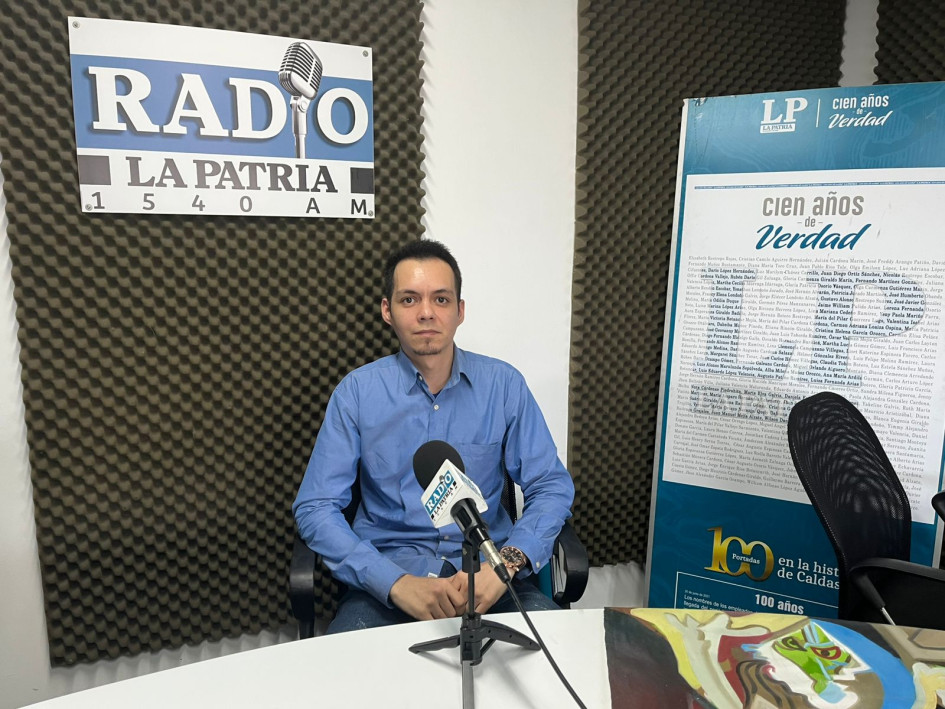 Juan José Montes, conocido artísticamente como Juan Cubista, artista, pintor y dibujante de Manizales. ​​​​​​​