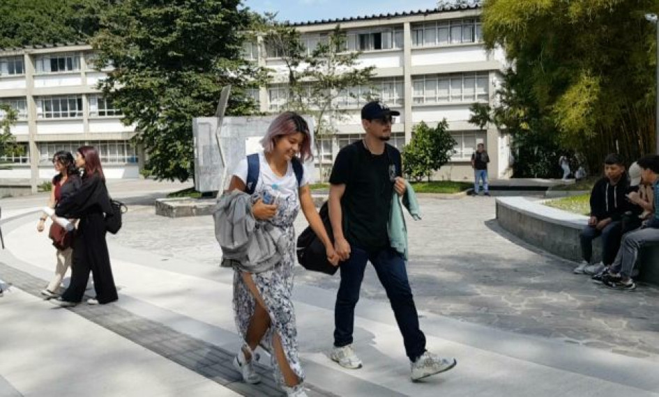 La Univerasidad de Caldas ha trabajado fuerte, luego del respaldo del Gobierno nacional por medio del Ministerio de las TIC, en la creación de cinco programas académicos en el tema de Inteligencia Artificial: técnico, tecnológico, pregrado, especialización y maestría.