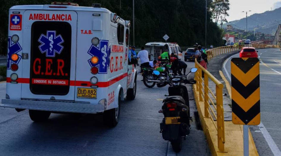 El adulto mayor está muy delicado.