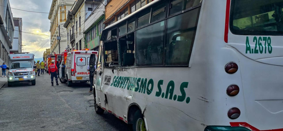 Foto | GER | LA PATRIA  El choque ocurrió en la carrera 20 con calle 21 de Manizales. 