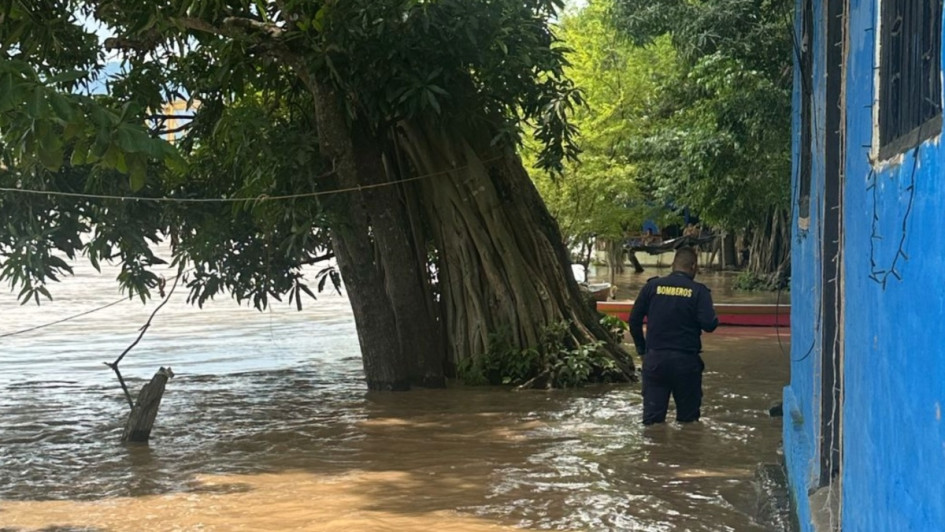 Nivel del río Magdalena en el barrio La Concordia de La Dorada (Caldas).