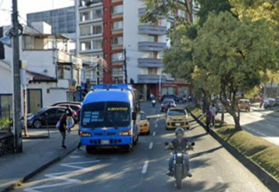 La víctima esperaba transporte en este punto.