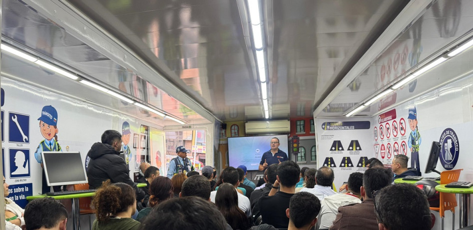 Zanahoria y garrote pretende dar la Secretaría de Movilidad de Manizales, con campañas enfocadas especialmente en motociclistas y peatones.