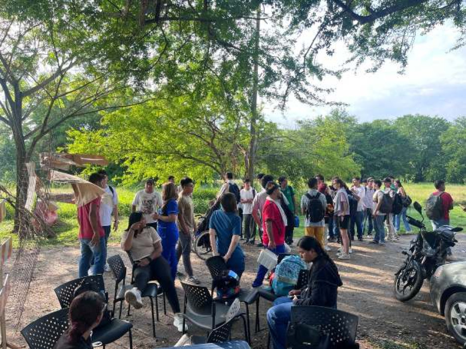 Descuento en la política de regionalización equidad para todos. Cobran un 10% por servicios universitarios y no tenemos escenarios deportivos ni bibliotecas ni un buen bienestar universitario.