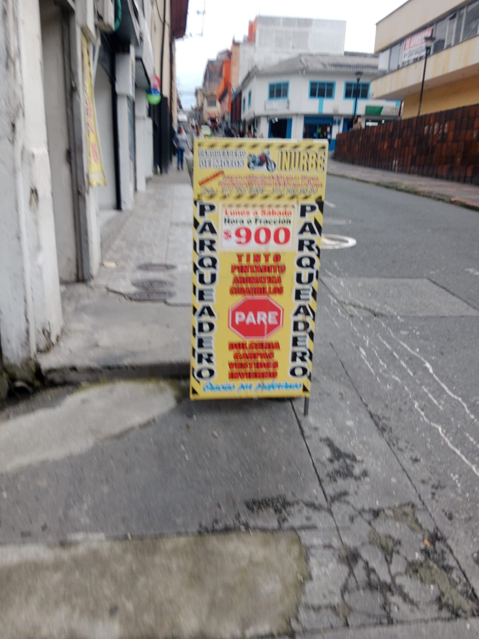 Foto | Cortesía | LA PATRIA  Este es uno de los letreros que incomodan a la comunidad.