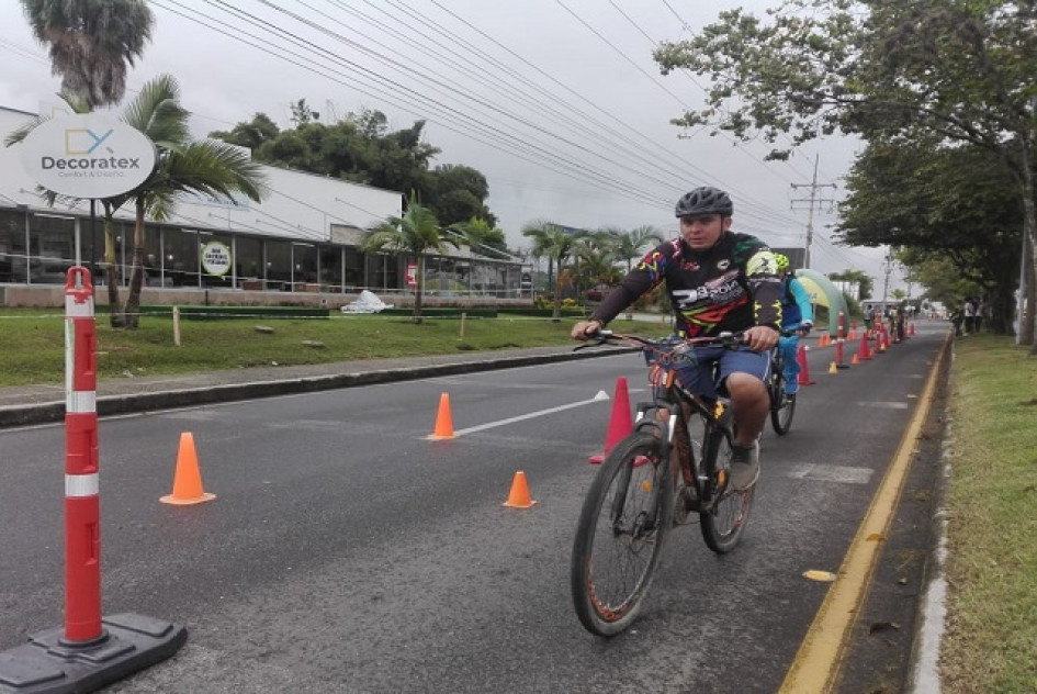 ciclovía en Armenia