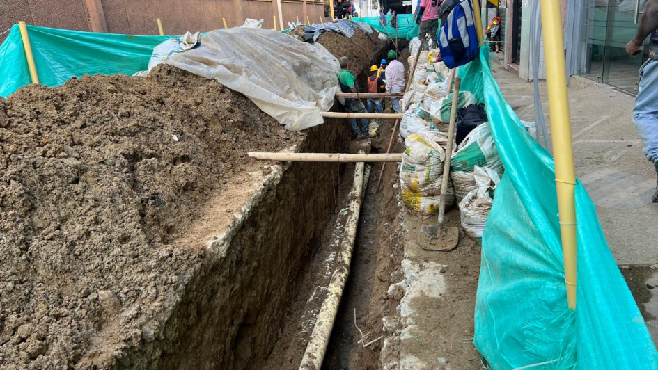 Foto | Cortesía | LA PATRIA Por obras que adelanta Empocaldas el sector de la carrera 5 tiene transito restringido a un carril.