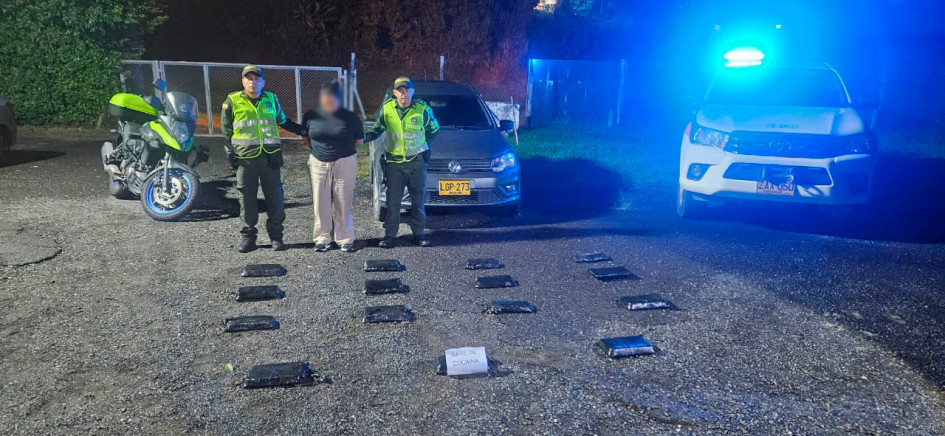 La detenida está detenida por un caso de receptación y no podía salir de su vivienda en Antioquia.