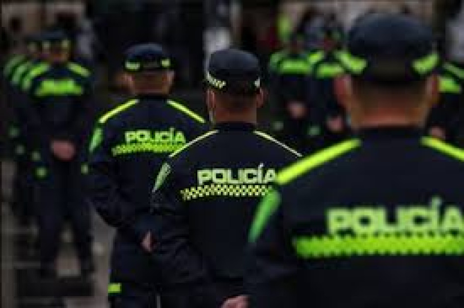 La Policía dijo que hubo una baja y que los delincuentes no portaban uniformes.
