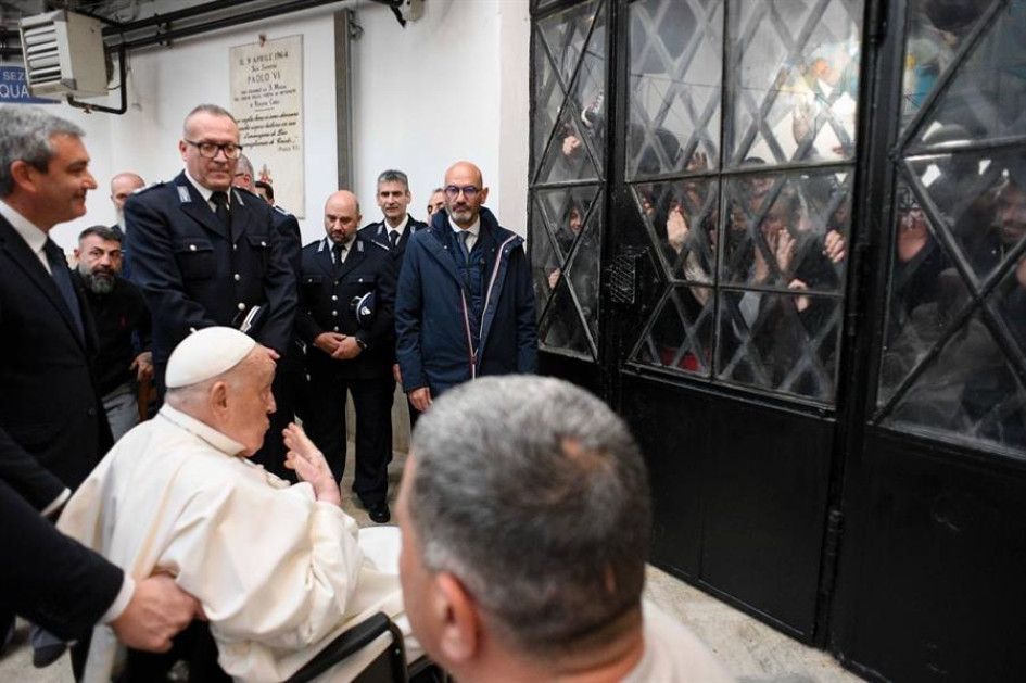 El papa Francisco este Jueves Santo en la cárcel 'Regina Coeli', en el centro de Roma.