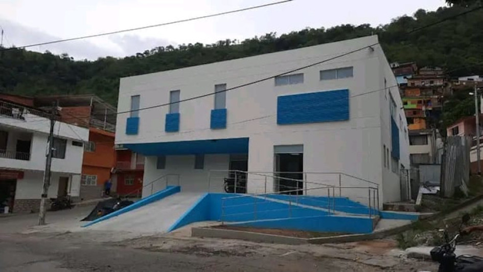 Tres personas serían las responsables de causarle las lesiones al hombre que se negó a recibir atención médica.