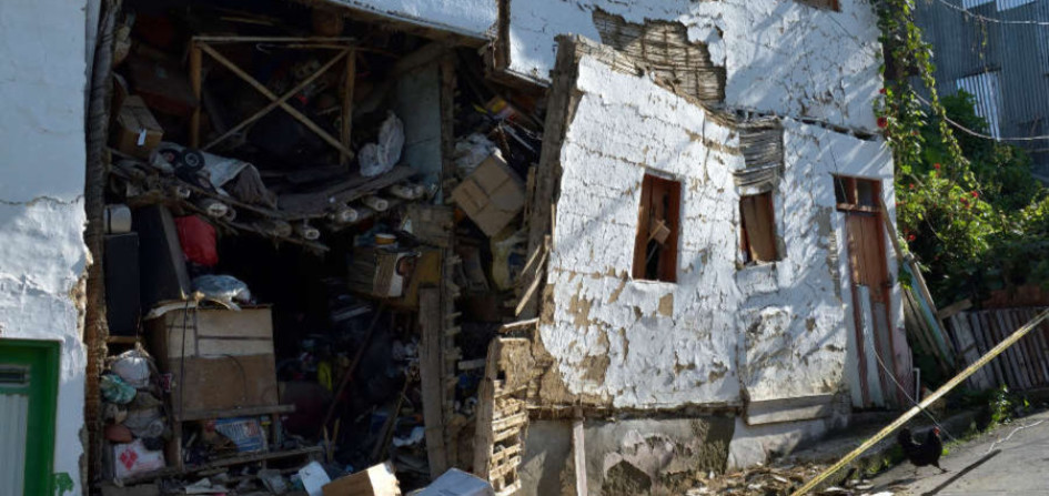 Por falta de mantenimiento el estado de la vivienda es crítico.