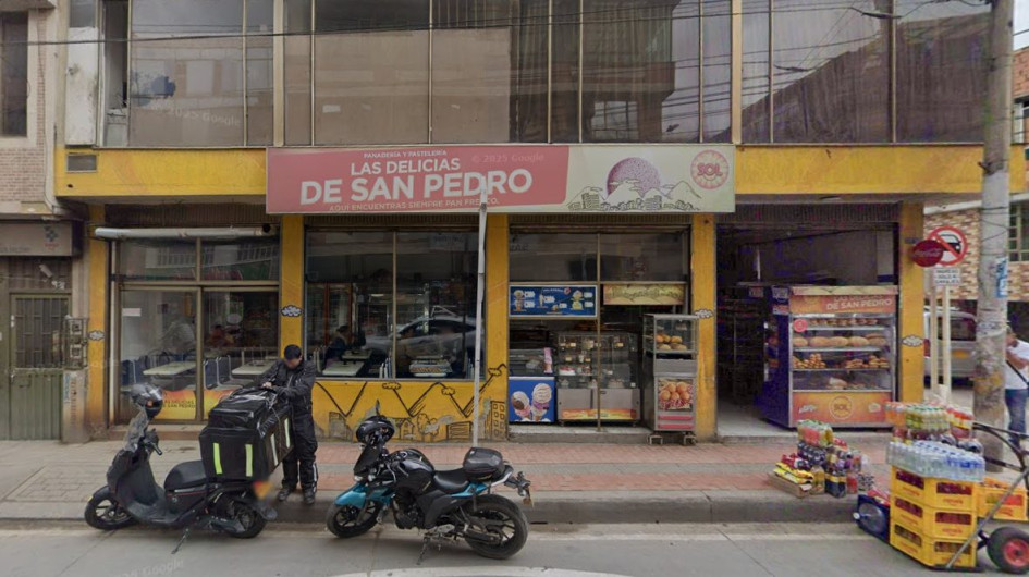 Panadería Delicias de San Pedro" (Calle 138 N°. 151B-08 de Bogotá), lugar al que arribaron los patrulleros.