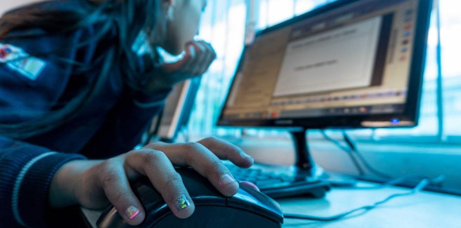 Combatir el ciberacoso requiere un esfuerzo conjunto entre familias, instituciones educativas, plataformas digitales y la sociedad .