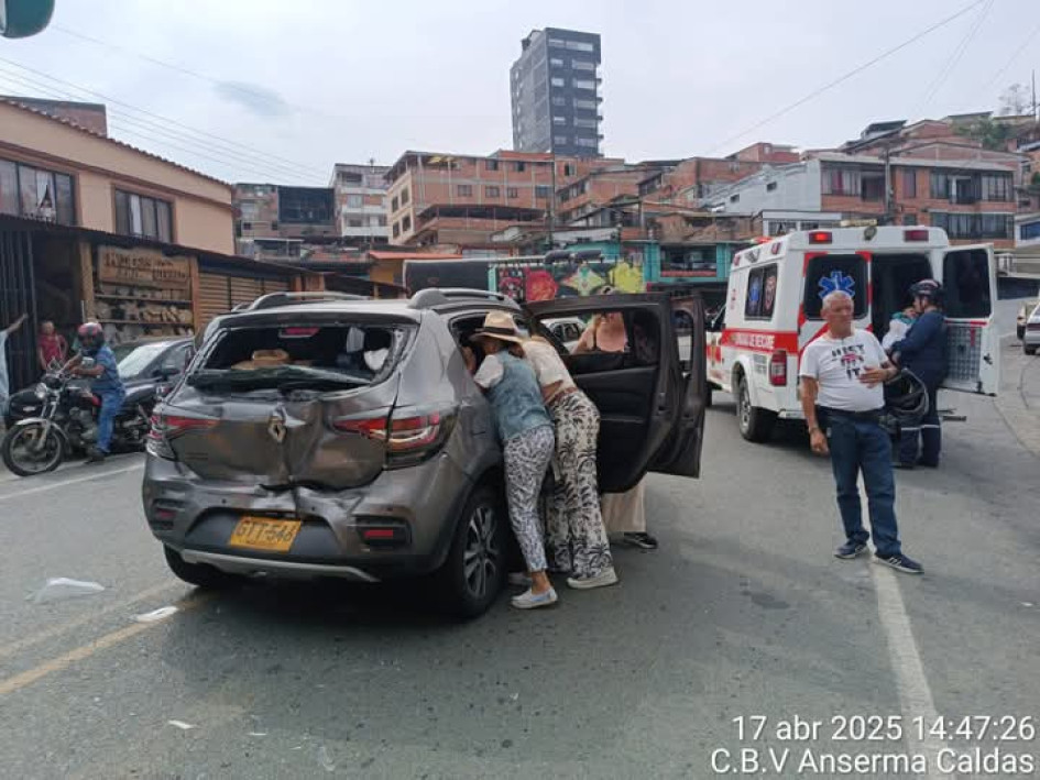 Así quedó el carro más afectado.