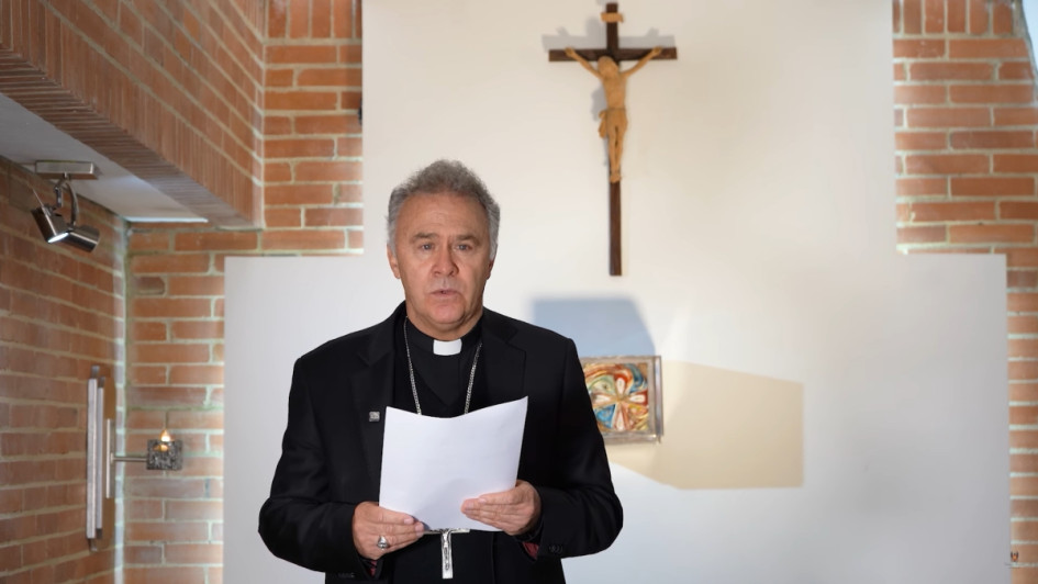 Monseñor Germán Medina Acosta, obispo de Engativá y secretario general de la Conferencia Episcopal de Colombia, difundió el comunicado por el fallecimiento del papa Francisco.