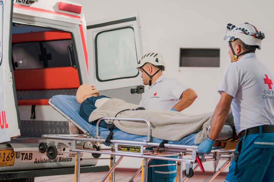 Técnico Laboral en Auxiliar en Enfermería en la Cruz Roja Caldas