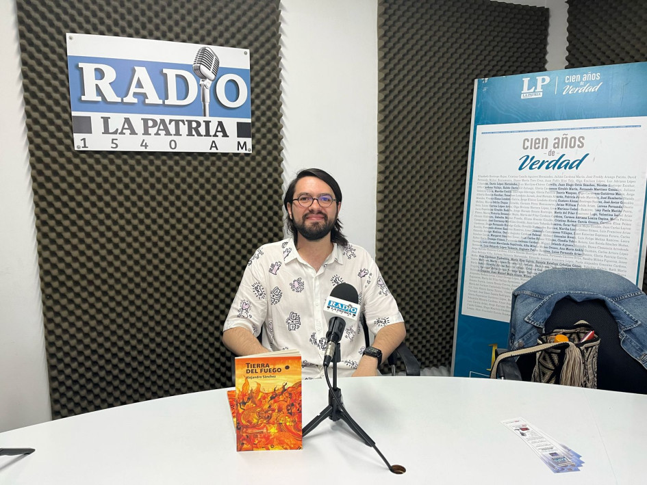 El escritor manizaleño Alejandro Sánchez presenta su último libro en el Banco de la República