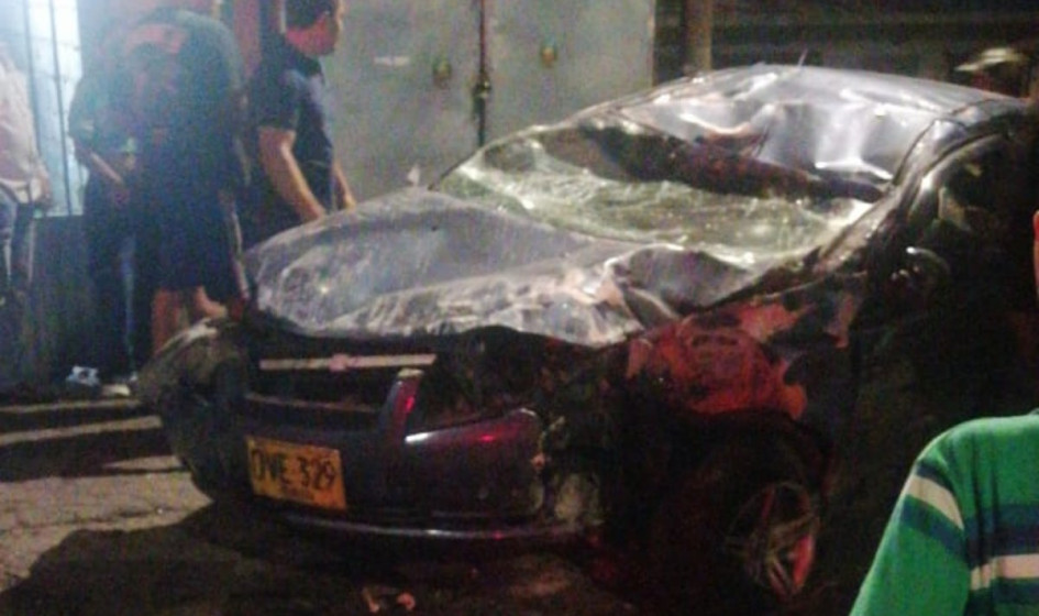 El carro accidentado en Manzanares este jueves.