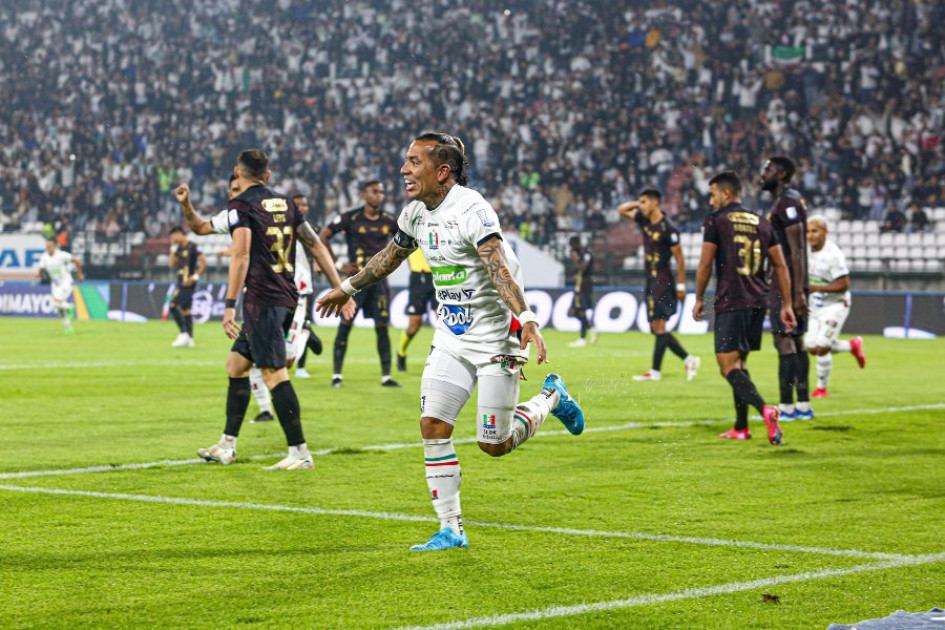 Así celebró Dayro Moreno su gol 352.