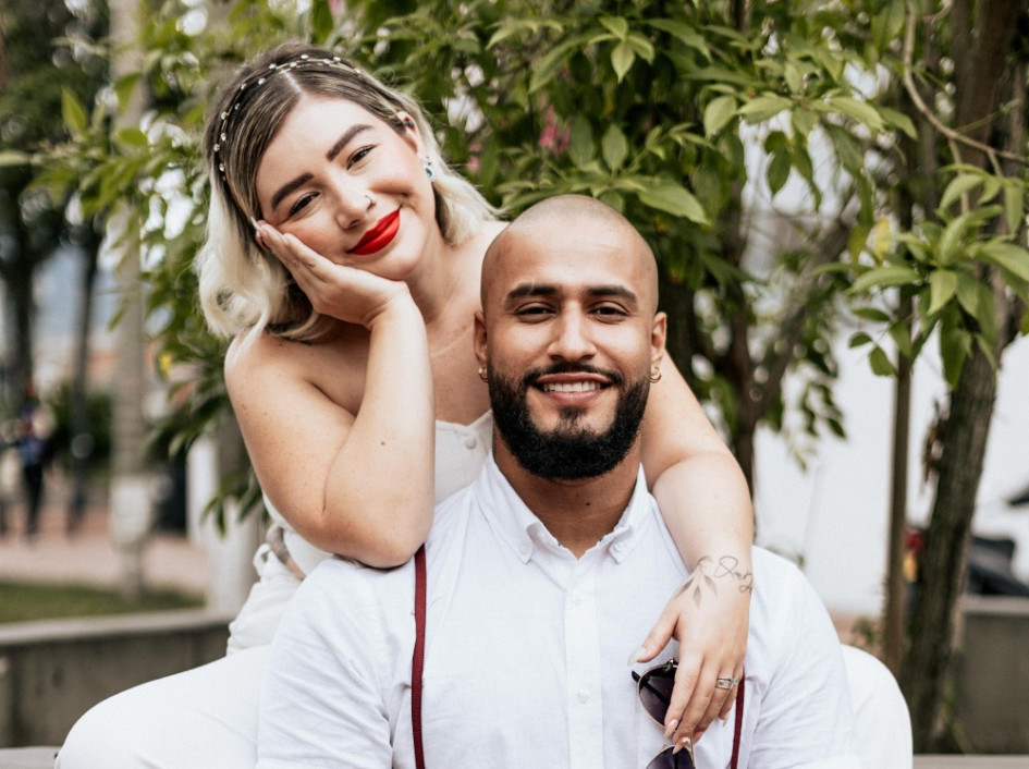 Eduar Andrés Gómez era reconocido por ser el fundador del blog gastronómico Que deli!, junto a su esposa crearon una comunidad al rededor de la buena comida 