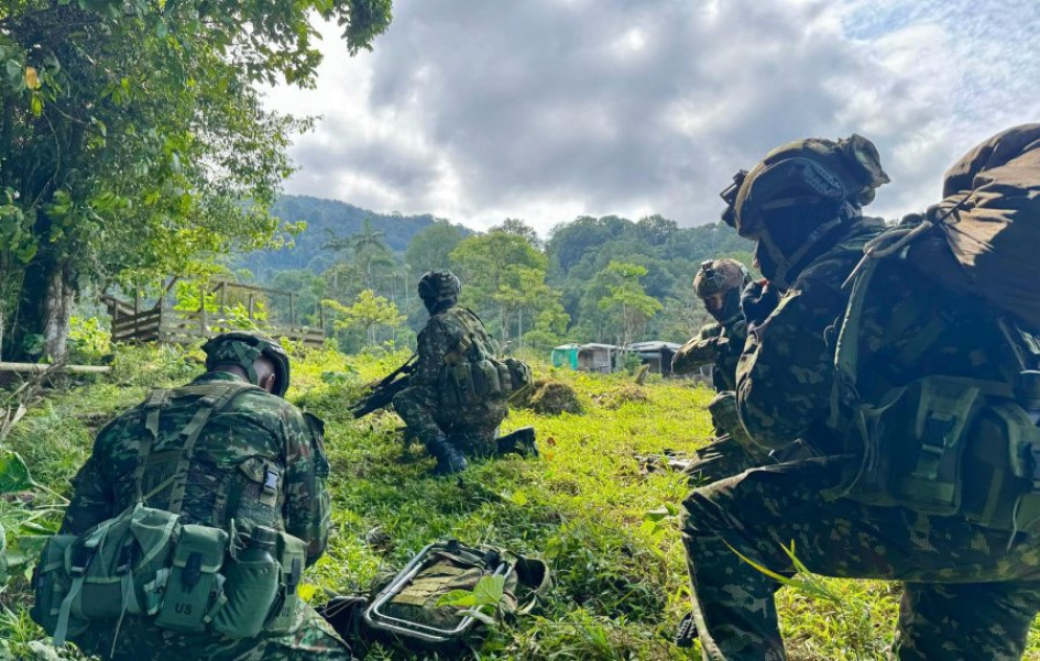 Operaciones militares en los municipios de Cáceres y Tarazá (Antioquia) en contra grupo armado organizado Clan del Golfo.