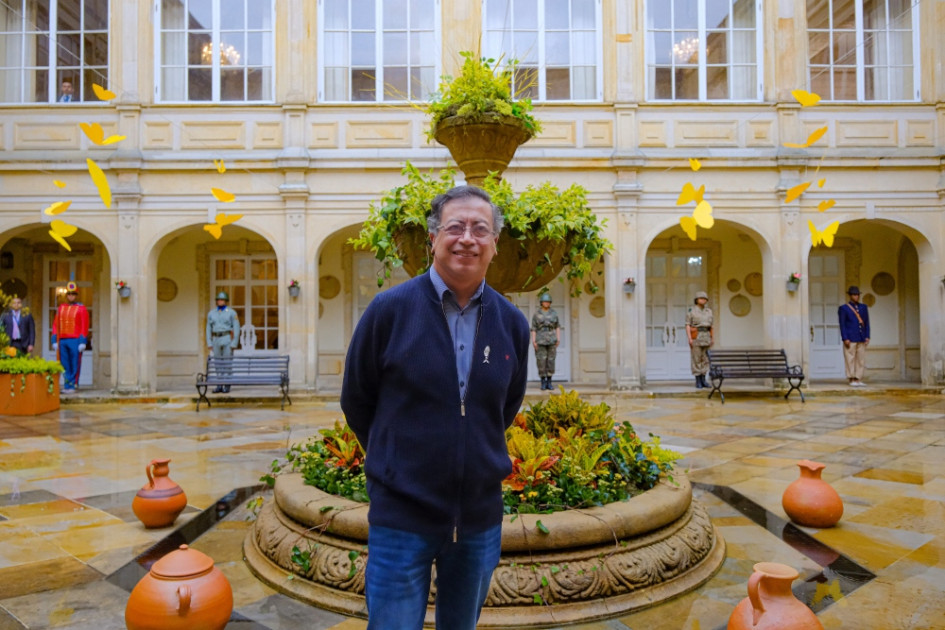 El presidente colombiano, Gustavo Petro, inauguró la exposición 'Gabo vive en la Casa de Nariño', como un homenaje a Gabriel García Márquez, a quien definió como "el colombiano más universal".