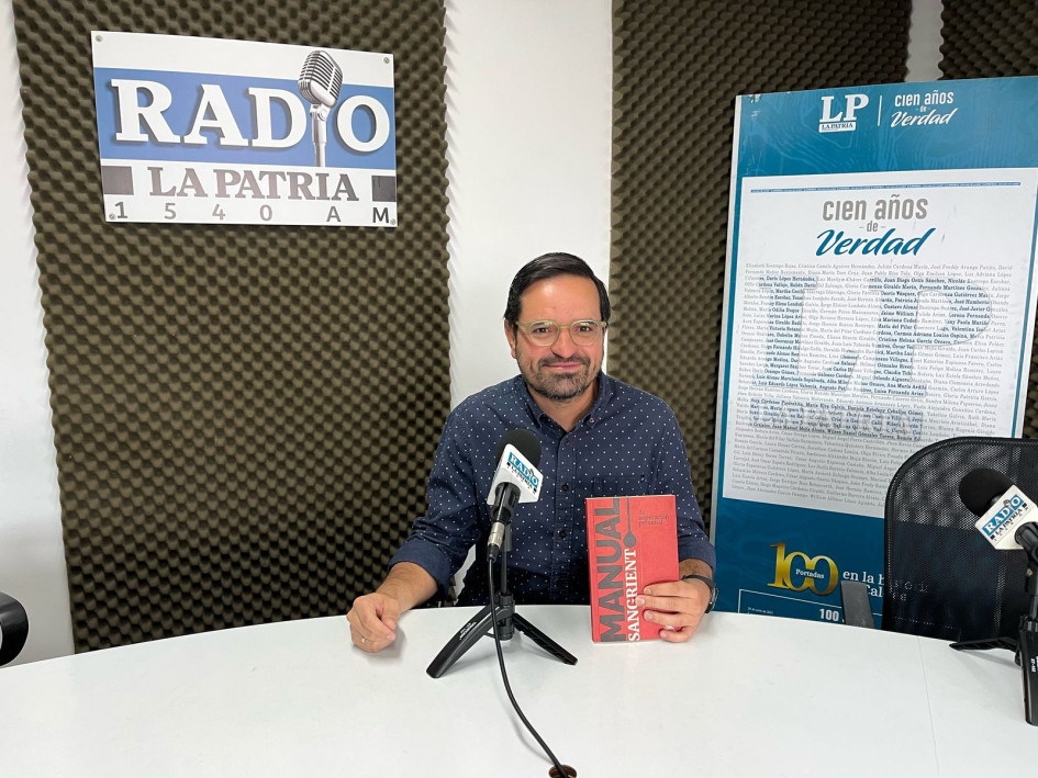 Martín Franco, periodista y escritor de Manizales presenta su nuevo libro de no ficción. 