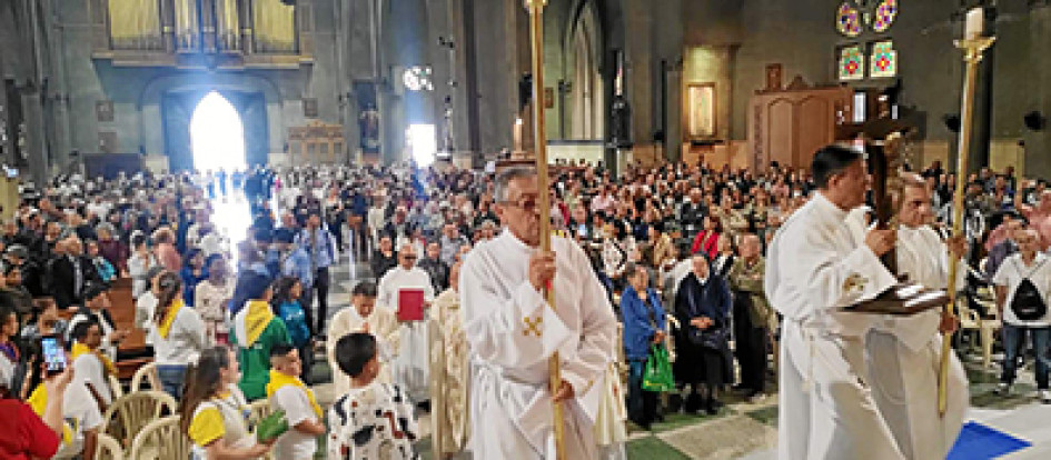 La Catedral Basílica de Manizales contó con una nutrida asistencia de feligreses. La Iglesia celebra a San José como patrono de los trabajadores. Su figura representa el trabajo honesto y silencioso.