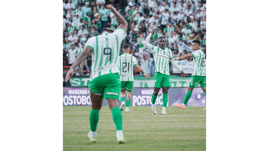 Atlético Nacional, rival del Once Caldas en los cuadrangulares de la Liga, buscará liderar el grupo F de la Copa Libertadores este miércoles ante Nacional de Uruguay.