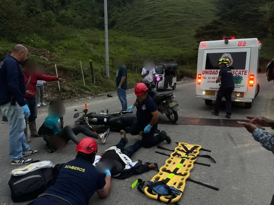 Un accidente involucró 2 motos