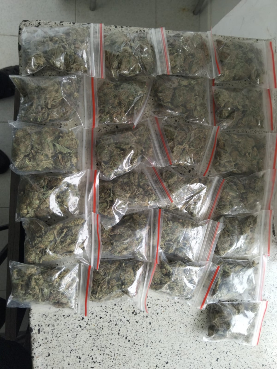 Lo encontrado a uno de los detenidos