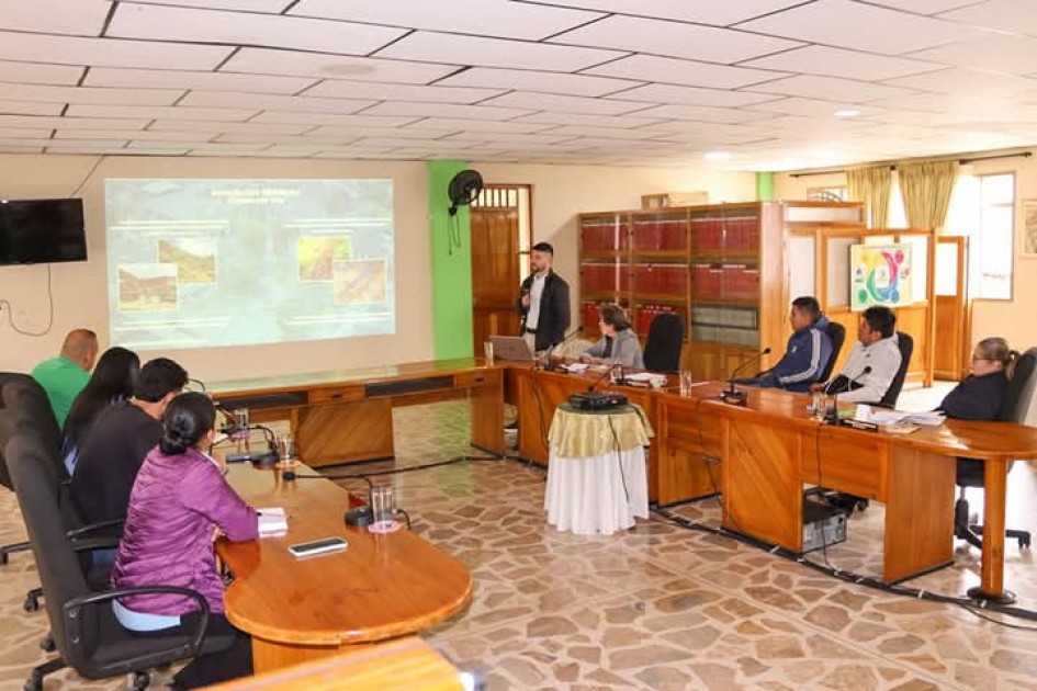 Foto | Óscar Yhony Restrepo | LA PATRIA El ingeniero Cristian David Zuluaga Ramírez, nuevo gerente de la empresa Aguas Manantiales, presentó al Concejo de Pácora un informe sobre el estado en que recibió la empresa.