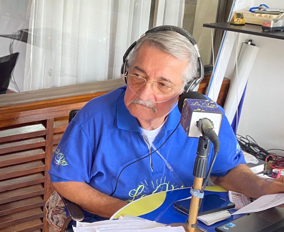 Javier Comas Peñaranda, periodista que falleció este lunes. Era propietario de la emisora La Voz de La Dorada.