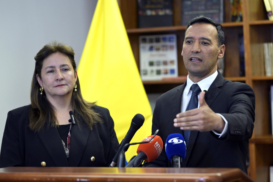 Ángela María Buitrago, ministra de Justicia, y Pedro Sánchez, ministro de Defensa Nacional.1