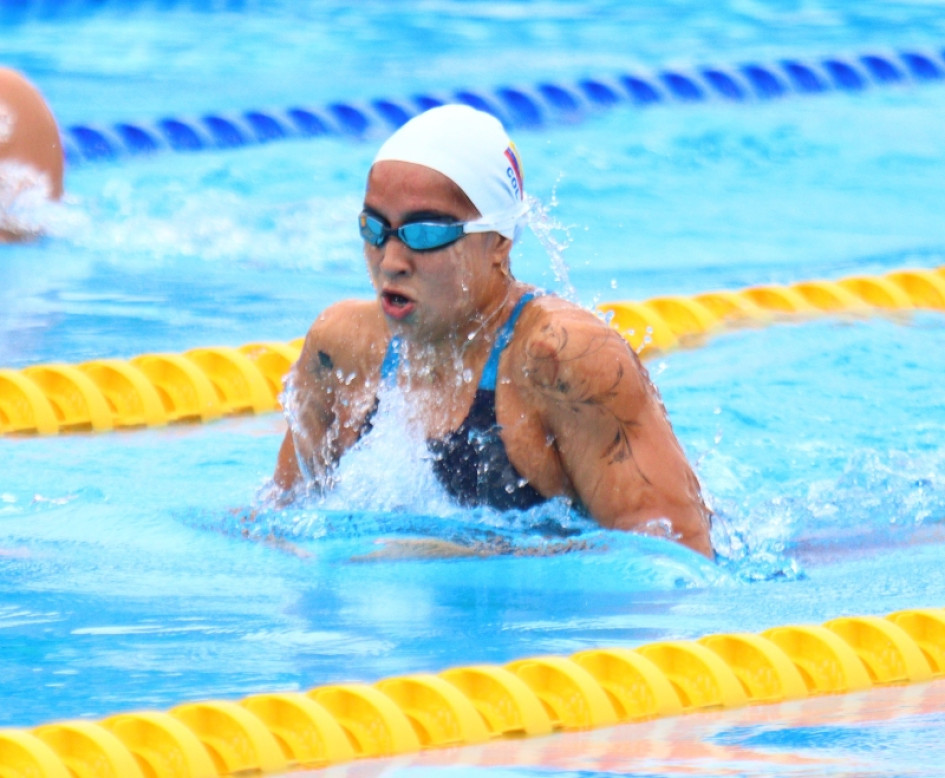 Stefanía Gómez, caldense, que representa en el país a Antioquia, se bañó en oro en el PanAm Aquatics Championships, de Medellín.