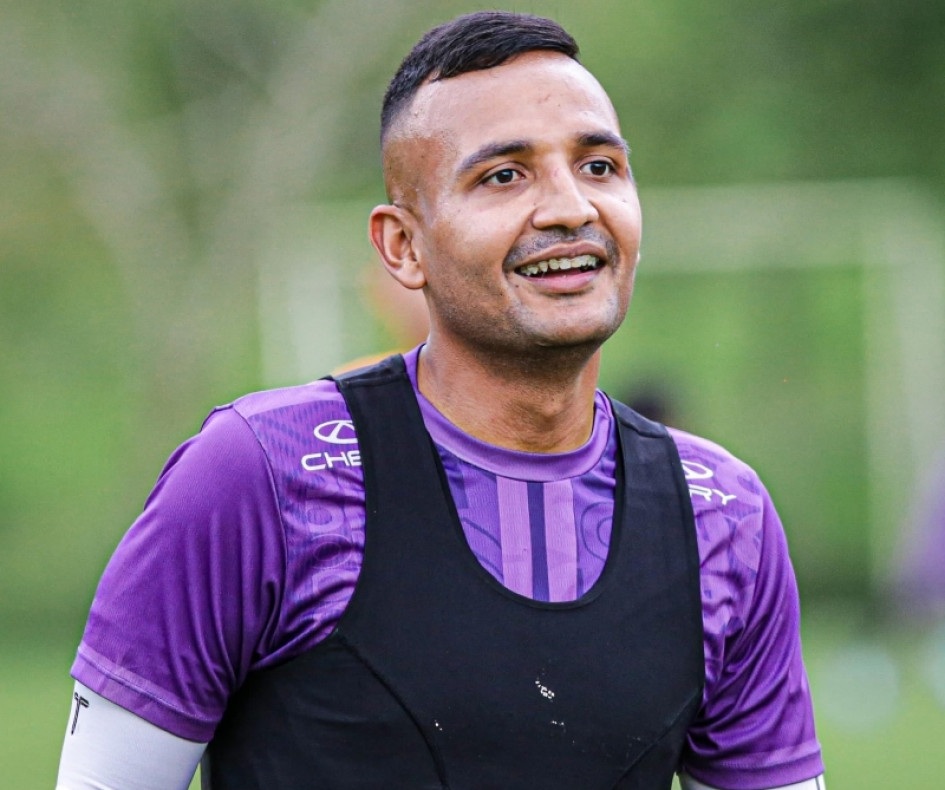 Iván Rojas, regularidad y disciplina en la mitad del campo del Once Caldas, hoy será titular ante GV San José de Bolivia por la Copa Sudamericana.