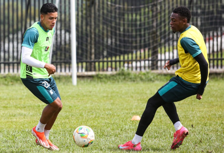 Mateo Zuleta (izquierda), jugador hoy con un buen rendimiento con el Once Caldas; el domingo reciben al Deportivo Cali en la última jornada de la primera fase de la Liga BetPlay.