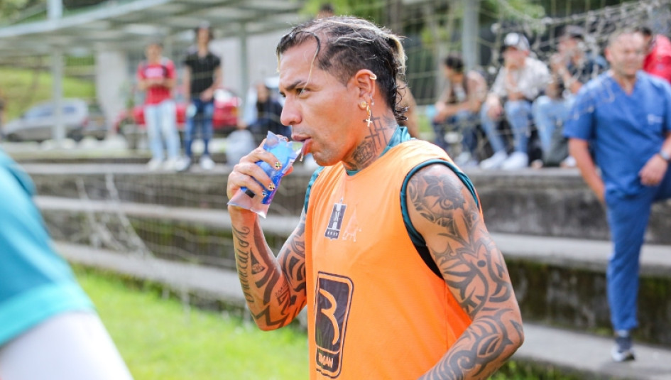 El Once Caldas jugará este domingo con el Deportivo Cali, por la Liga, antes de viajar a Río de Janeiro (Brasil), en donde chocará con Fluminense para definir primero y segundo lugar del Grupo F de la Sudamericana. Y Dayro Moreno encabeza la delegación.