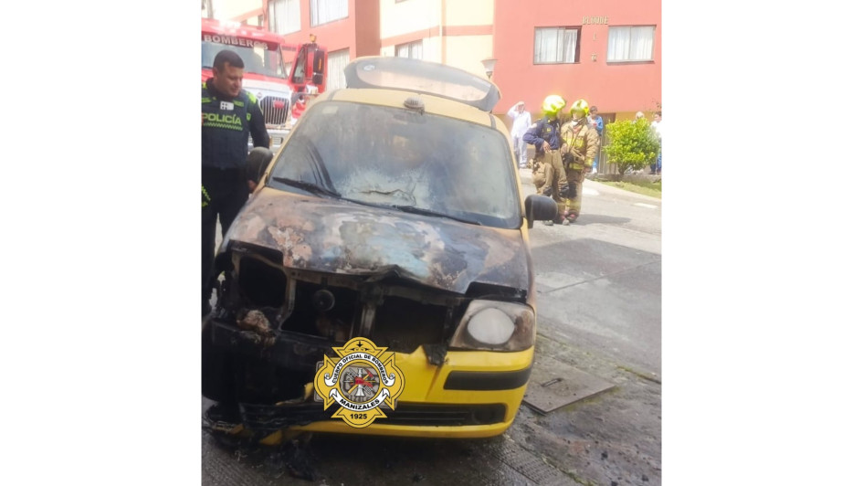 El incendio se dio en el barrio Villa Carmenza de Manizales.