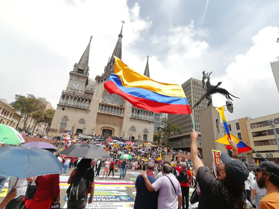 Manifestaciones en la Plaza de Bolivar de Manizales