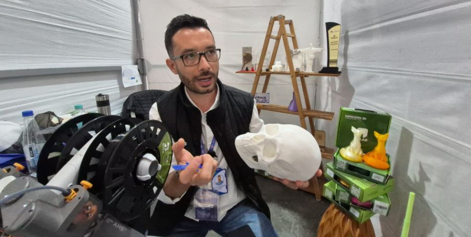 Dynamics Maker está ubicada en la carrera 24 # 58-39, del barrio La Estrella.