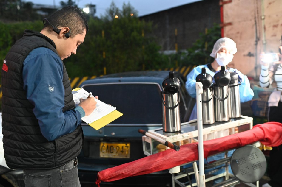 Cerca de 10 comparendos fueron realizados por ocupación del espacio público se realizaron en la Plaza de mercado Impala de Pereira.