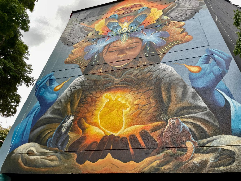 La elección del ganador se realizará por medio de una votación en la página web. Las votaciones están abiertas hasta el 10 de mayo a la medianoche