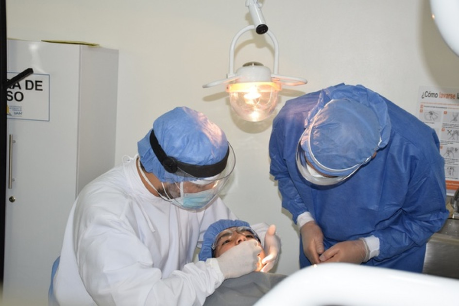 Odontólogos destacaron el uso de tecnologías digitales para la planificación, ejecución y seguimiento de tratamientos.