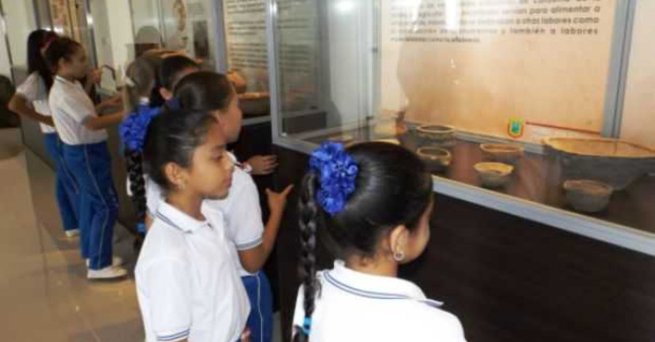 Estos lugares son abiertos a todo público. Algunas instituciones educativas aprovechan para hacer recorridos con estudiantes. 