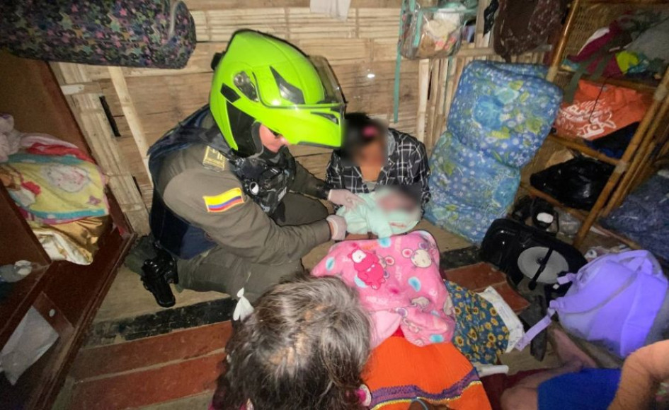 Policías asistieron parto de una mujer en Manizales.