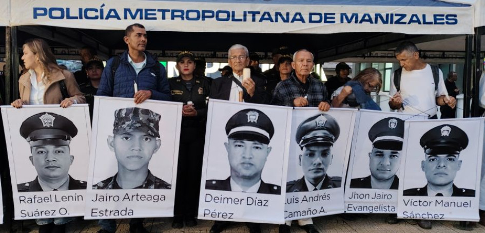 En la plazoleta del Comando de la Policía Metropolitana de Manizales se realizó la actividad este martes, 6 de mayo. 