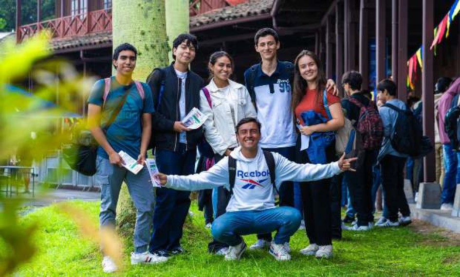 Foto I Facebook U. Nacional I LA PATRIA  La Universidad Nacional sede Manizales, con una variada programación cultural y recreativa, les dio la bienvenida para el primer semestre del 2025 a 669 nuevos integrantes de pregrado (incluyendo 41 talentos del PAET) y 160 de posgrado. Y a 35 del PEAMA.