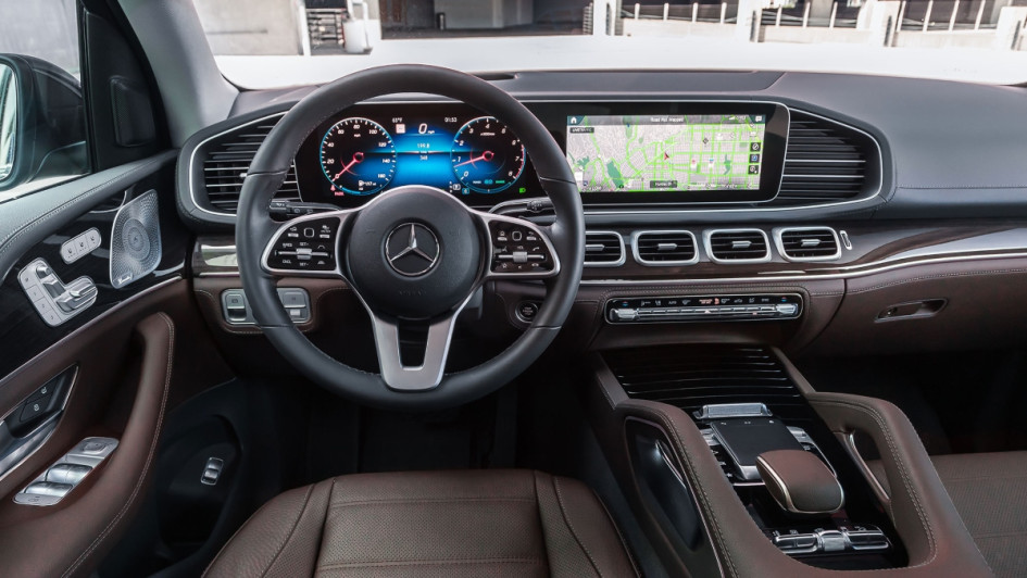 Así es el completo y moderno Mercedes-Benz GLE 450 por dentro.